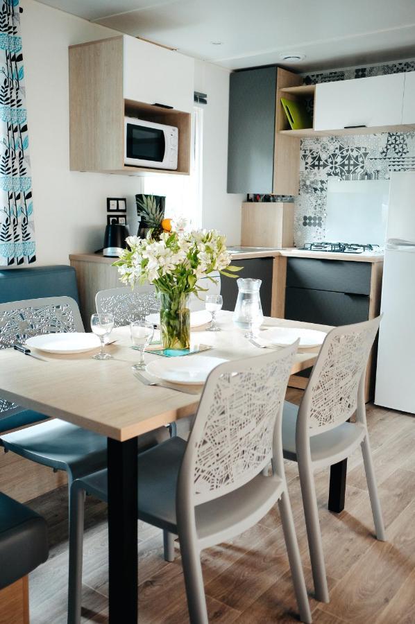 Mobil Home Xxl2 4 Chambres - Camping Chateau La Foret Saint-Julien-des-Landes Buitenkant foto
